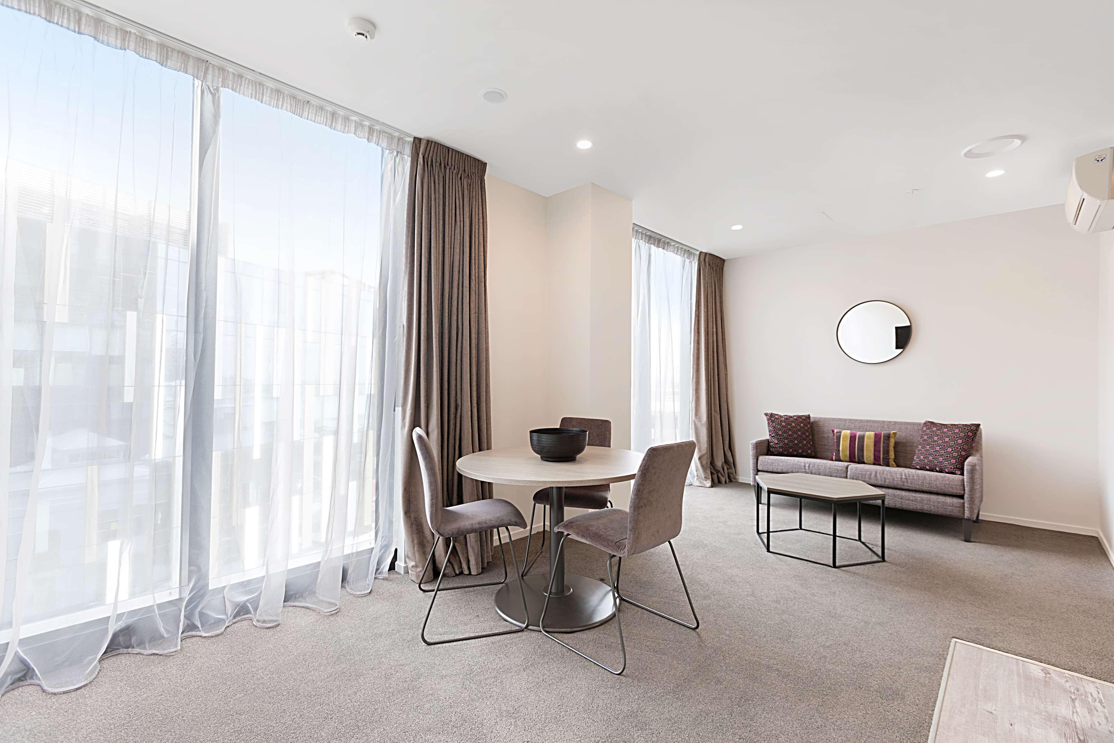 รามาดา สวีท บาย วินด์แฮม วิกตอเรียสตรีท เวสต์ Hotel โอ๊คแลนด์ ภายนอก รูปภาพ